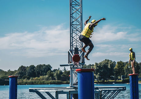 Vrijgezel springt.jpg