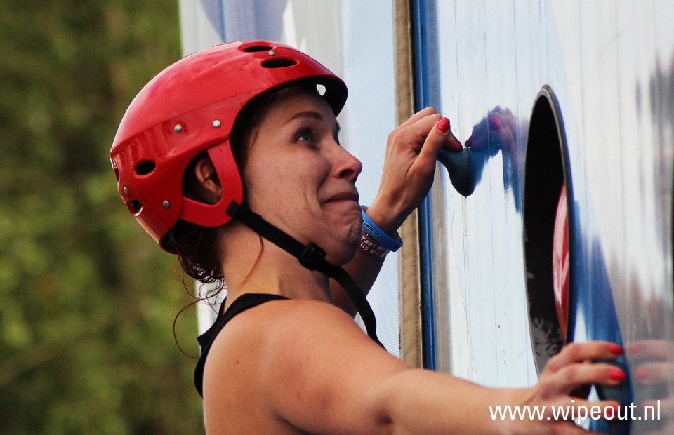 WipeOut Sucker Punch vrouw