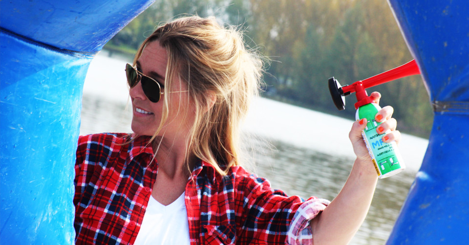 WipeOut Wytske Kenemans met toeter